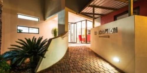 Montebello Guesthouse Βίντχουκ Εξωτερικό φωτογραφία